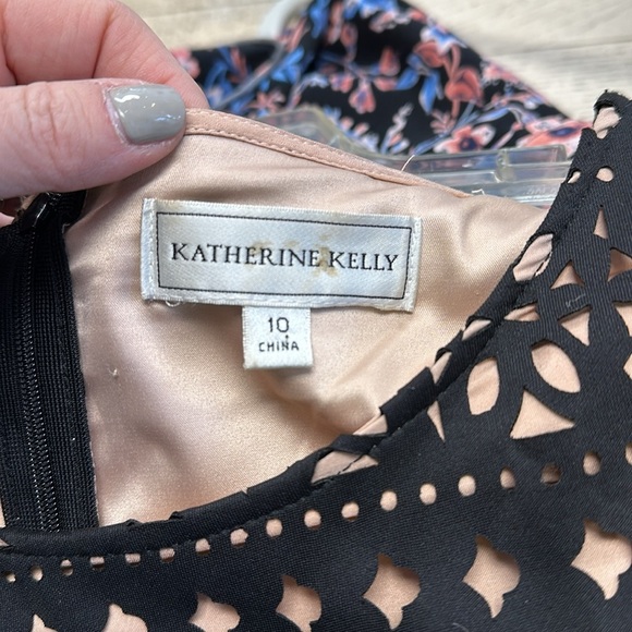 Black Ruffled Sheath Dress with Long Sleeves for Cocktail Size 10 - Picture 3 of 7